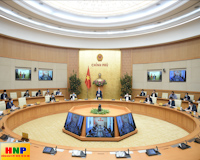Thủ tướng Chính phủ Nguyễn Xuân Phúc chủ trì họp trực tuyến toàn quốc phòng dịch Covid - 19